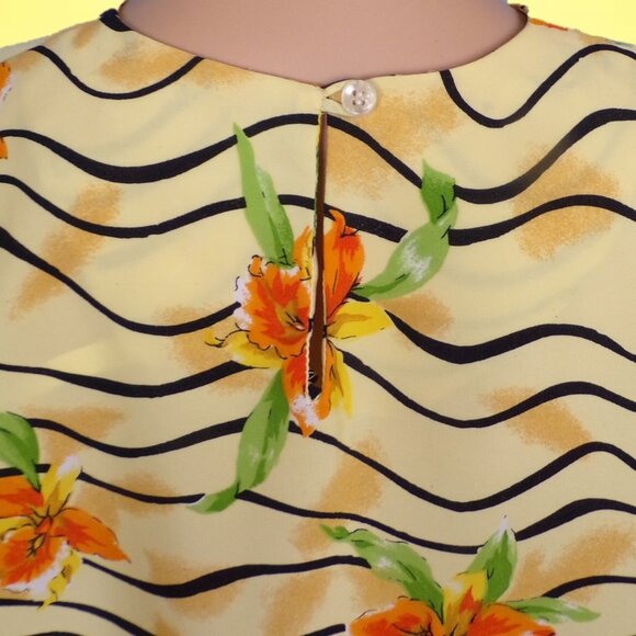JORDAN size S floral half-sleeve pullover blouse silk-like 100% polyester - Picture 8 of 14